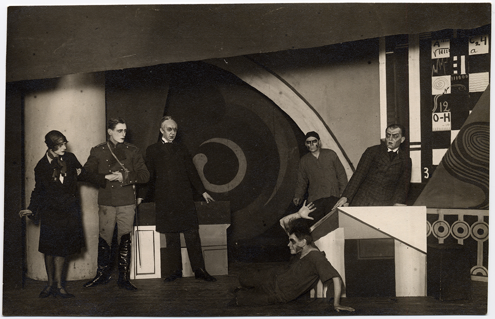 E.Tollers "Hinkemanis" Strādnieku teātris, skats no izrādes // Foto no RTMM arhīva, inv.nr. 154397